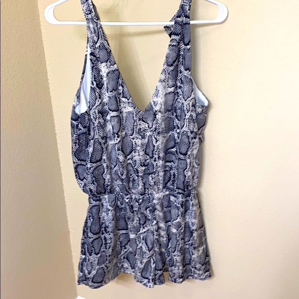 Snake skin black and grey romper